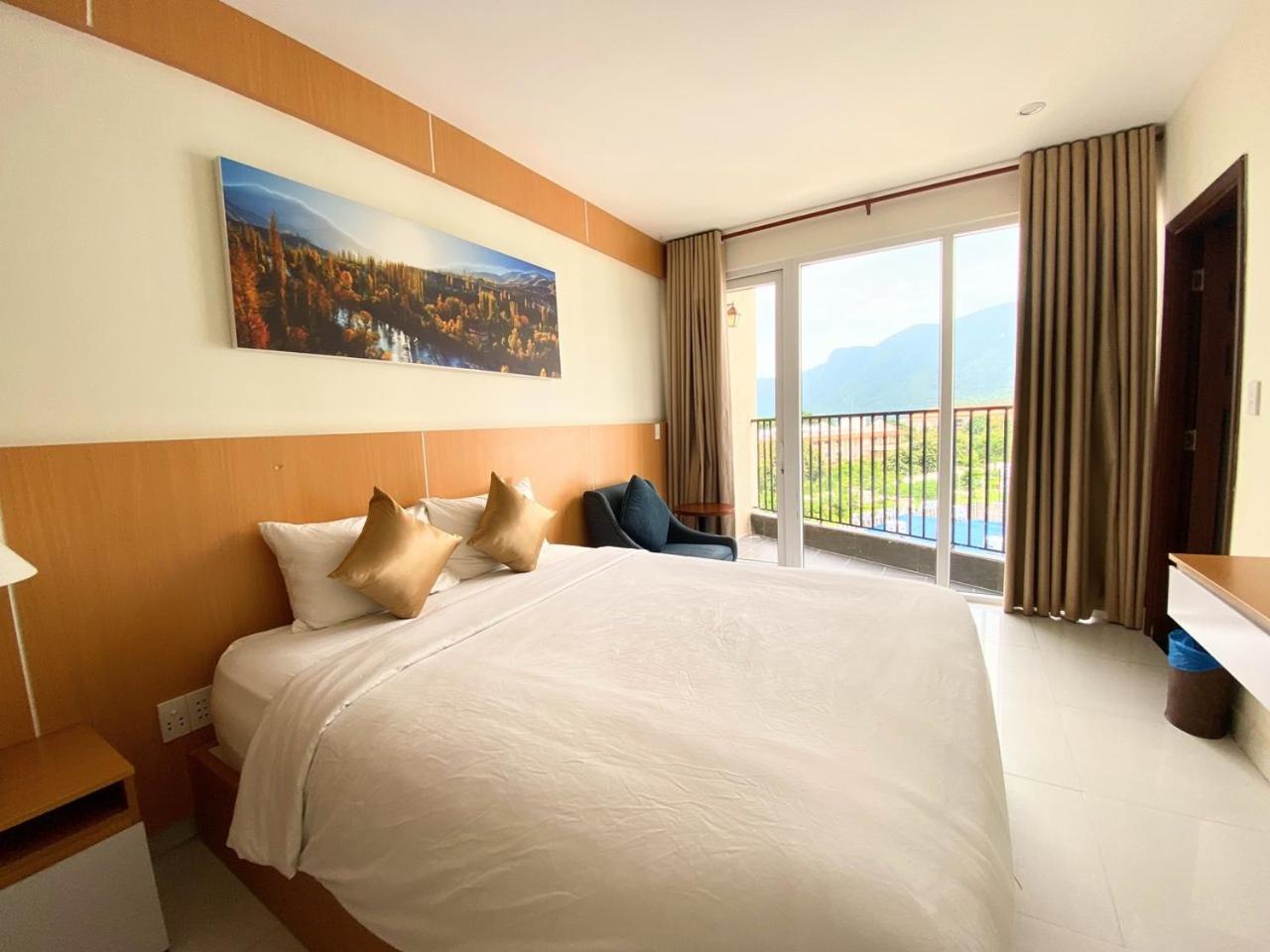 Conson Hotel Chi Khu Co Ong Εξωτερικό φωτογραφία