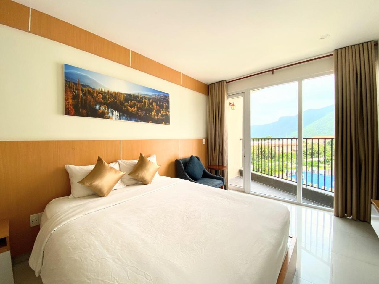 Conson Hotel Chi Khu Co Ong Εξωτερικό φωτογραφία